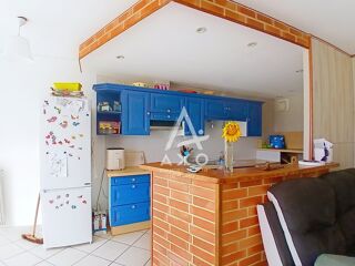  Appartement à louer 4 pièces 74 m²
