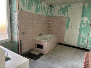  Immeuble � vendre 9 pi�ces 700 m� Oulmes