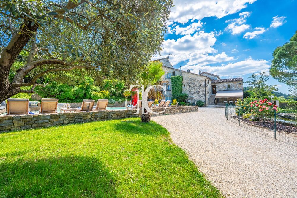 à vendre  Villa Labeaume (07120)