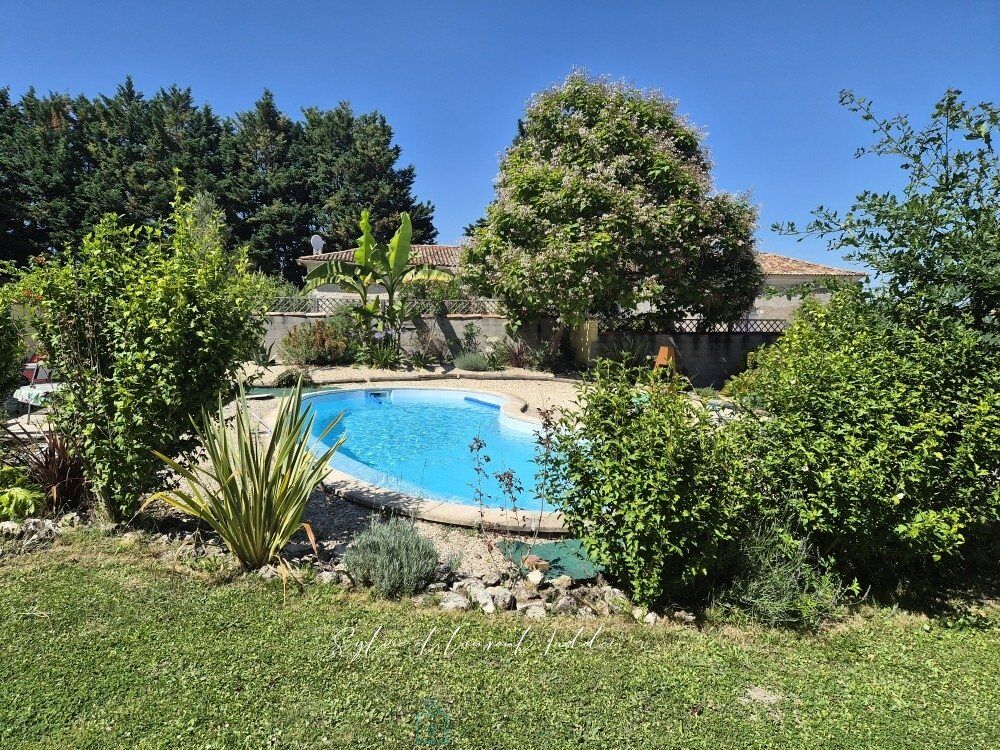 Maison 6 pièces 155 m² · à Montendre · 155 m² · 378 000 €