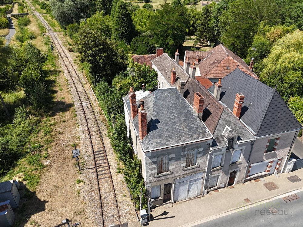 Maison 10 pièces 200 m² · à Buzancais · 200 m² · 21 000 €