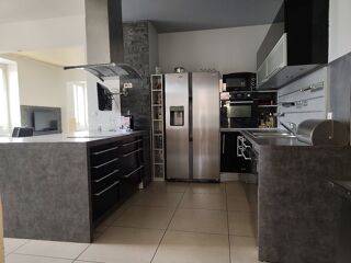  Appartement � vendre 5 pi�ces 155 m�