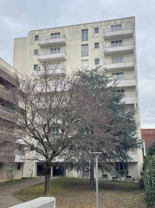  Appartement à louer 2 pièces 47 m²