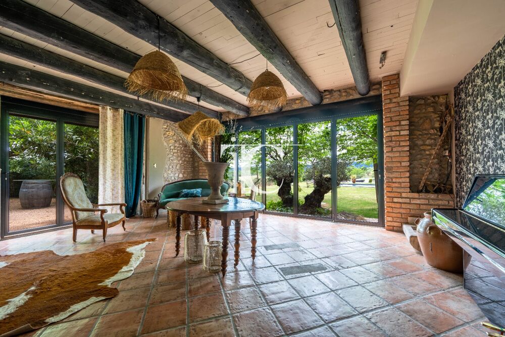 � vendre  Villa Rochegude (30430)