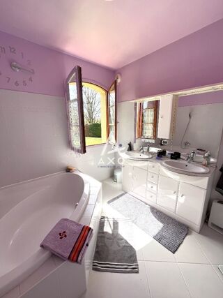  Maison à vendre 6 pièces 215 m²