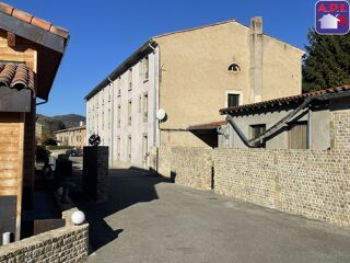  Villa � vendre 15 + pi�ces 1252 m�