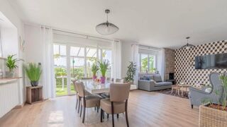  Maison à vendre 10 pièces 305 m²