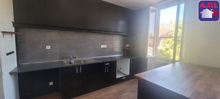  Maison à louer 5 pièces 198 m²