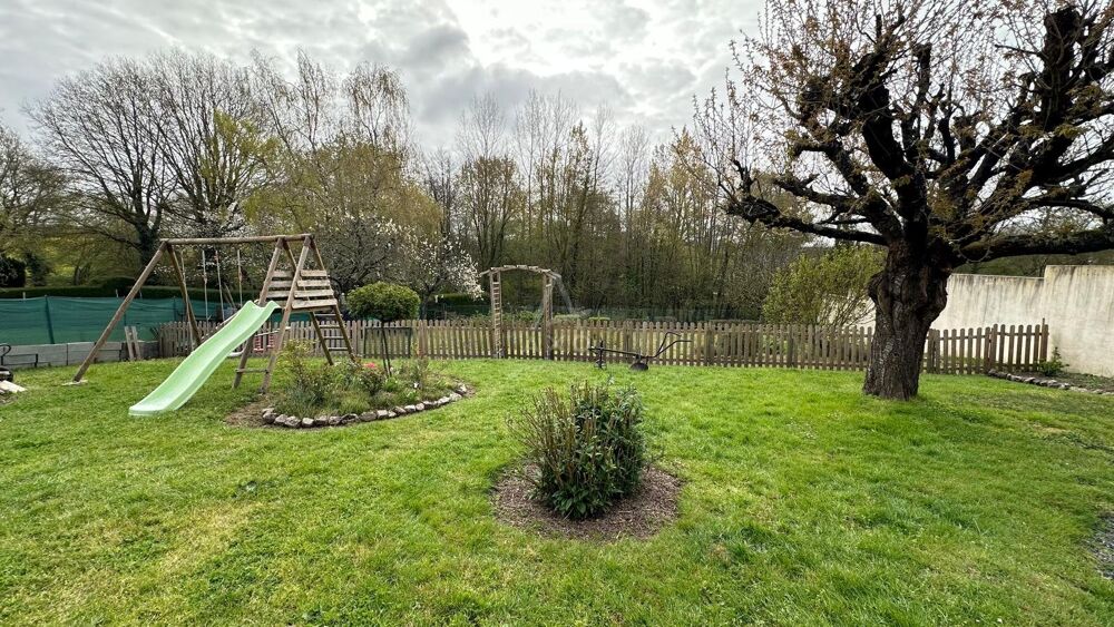 Maison 7 pièces 106 m² · à La Bruffiere · 106 m² · 265 000 €