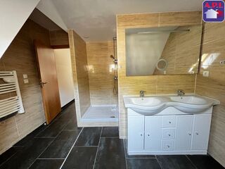  Appartement à louer 3 pièces 56 m²