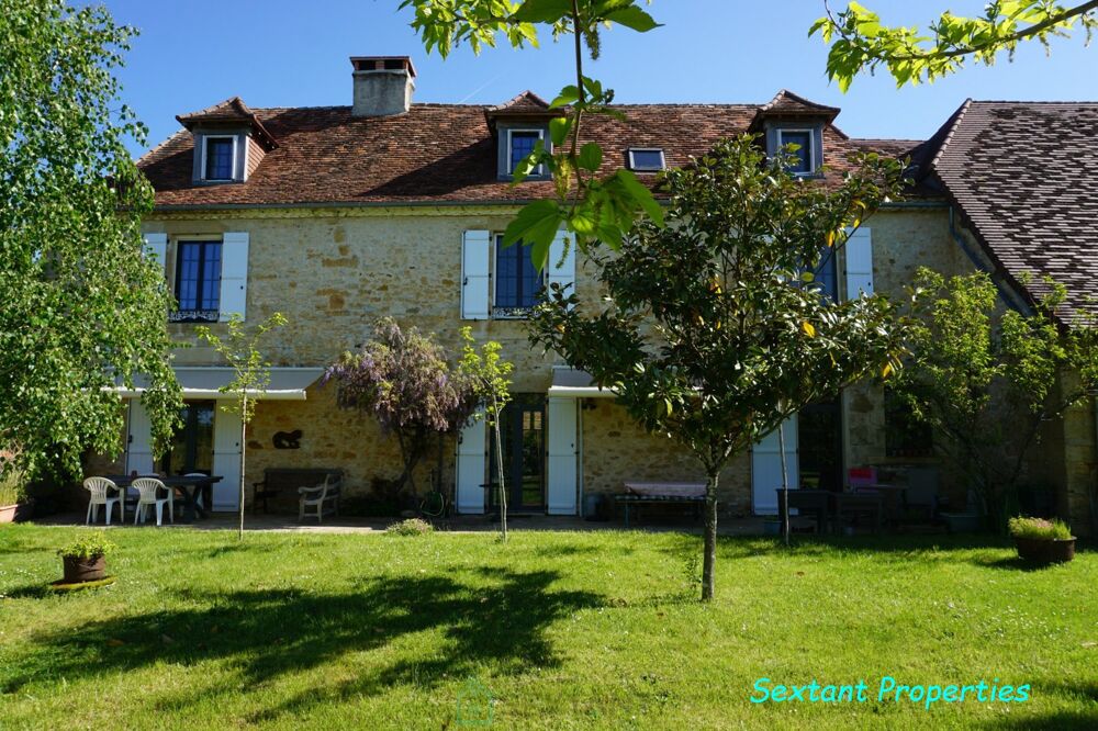 Maison 11 pièces 298 m² · à Excideuil · 298 m² · 540 000 €