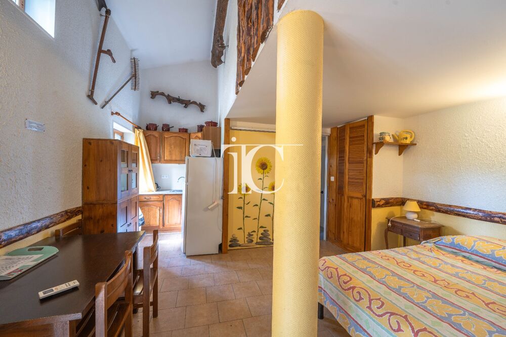 à vendre  Maison Berrias-et-Casteljau (07460)