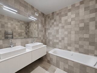  Appartement à louer 3 pièces 79 m²