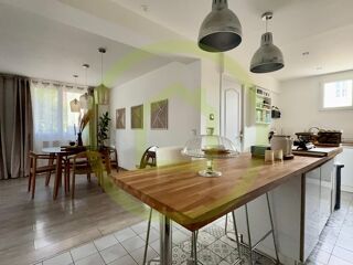  Maison � vendre 5 pi�ces 160 m�