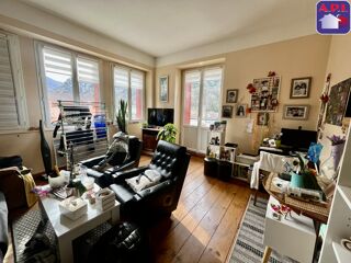  Maison  vendre 8 pices 170 m