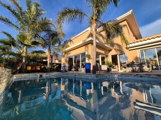  Villa � vendre 6 pi�ces 165 m�