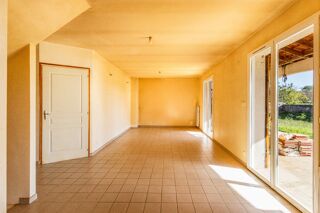  Villa  vendre 6 pices 165 m