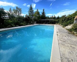  Villa � vendre 15 + pi�ces 445 m�