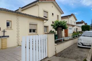  Villa  vendre 6 pices 130 m