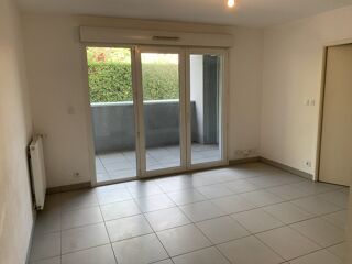  Appartement à louer 2 pièces 40 m²