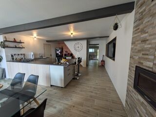  Maison � vendre 5 pi�ces 210 m�