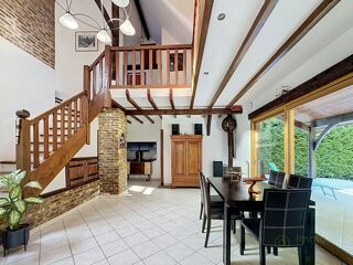 Maison à vendre 8 pièces 245 m²