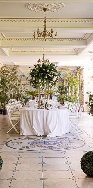  Propri�t�/ch�teau � vendre 15 + pi�ces 2000 m�