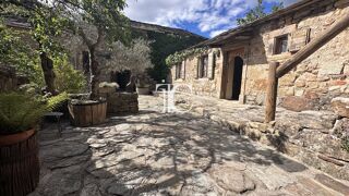  Villa � vendre 13 pi�ces 270 m�