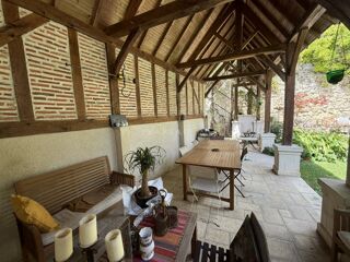  Maison à vendre 10 pièces 326 m²