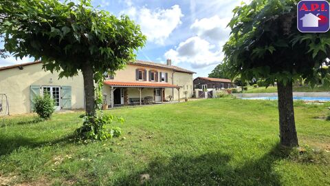   Ensemble Immobilier Maison - 8 pièce(s) - 318 m²