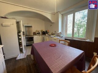  Maison à vendre 15 + pièces 214 m²