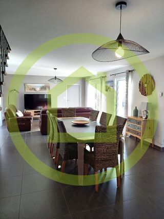  Villa � vendre 6 pi�ces 130 m�