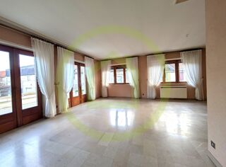  Maison à vendre 9 pièces 239 m²
