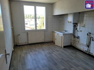  Appartement à louer 3 pièces 90 m²