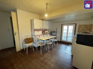  Maison à vendre 15 + pièces 214 m²