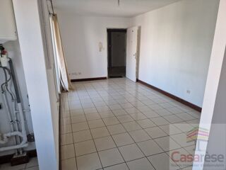  Appartement à louer 2 pièces 40 m²