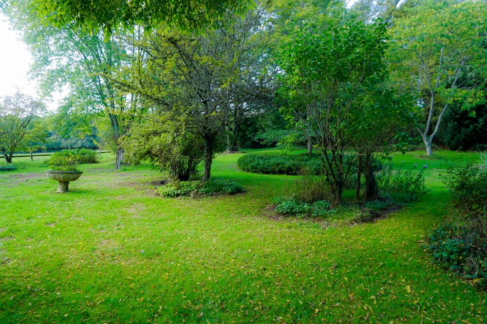 � vendre  Villa Saint-Jory-de-Chalais (24800)