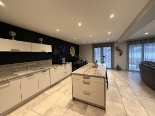  Maison � vendre 4 pi�ces 142 m�