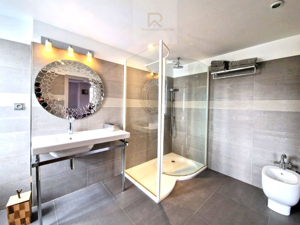 � vendre  Villa Ambert (63600)