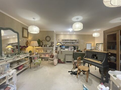 Local commercial 4000 34230 Plaissan