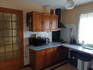  Villa  vendre 6 pices 130 m