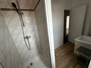  Immeuble à vendre 