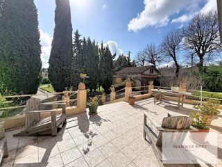  Maison � vendre 8 pi�ces 210 m�