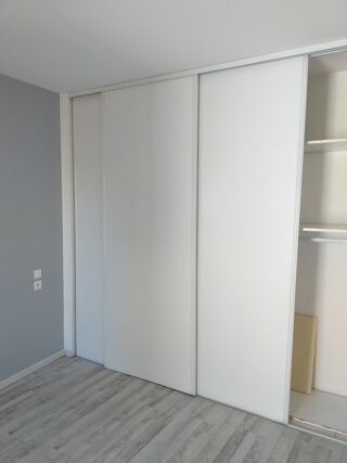  Appartement à louer 3 pièces 45 m²