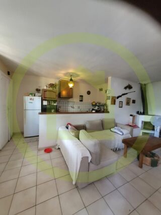  Immeuble � vendre 425 m�