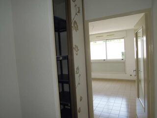  Appartement à louer 1 pièce 19 m²