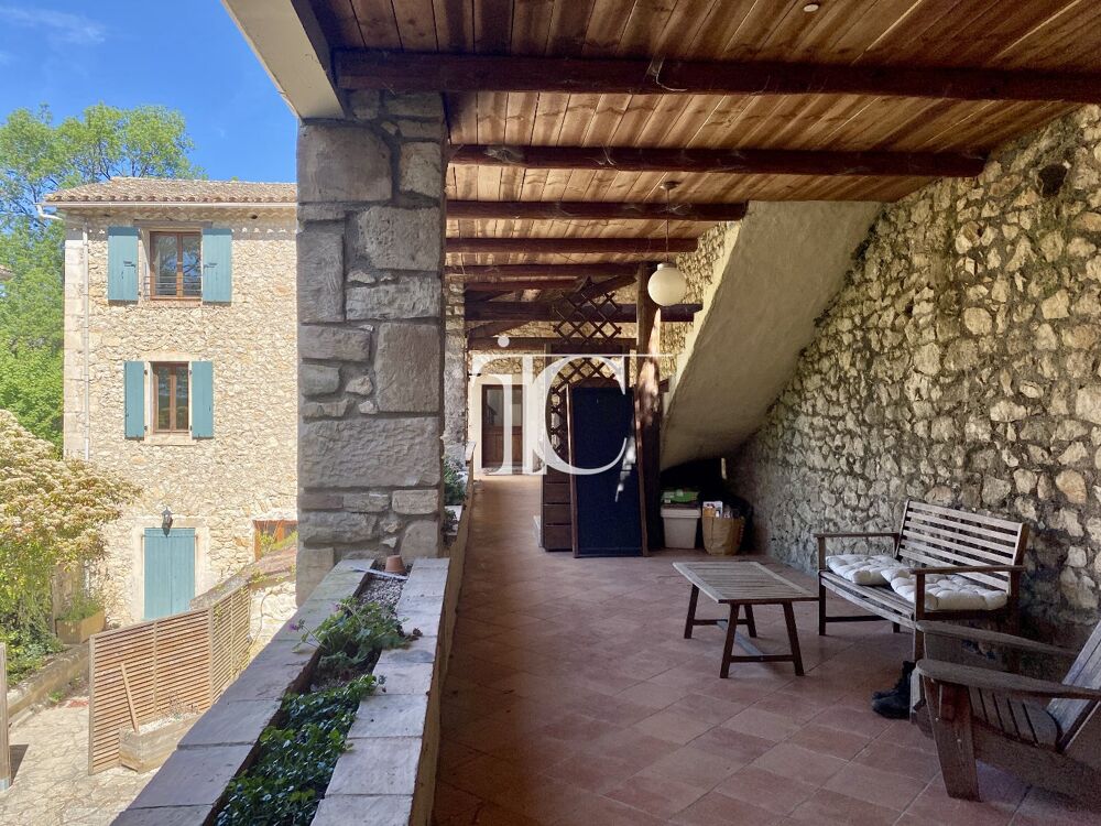 Maison en pierre