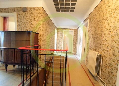   Maison Maison - 7 pice(s) - 167 m