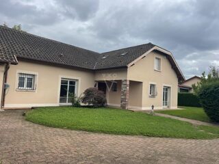  Maison  vendre 9 pices 265 m