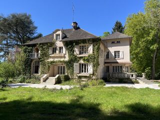  Maison à vendre 15 + pièces 527 m²